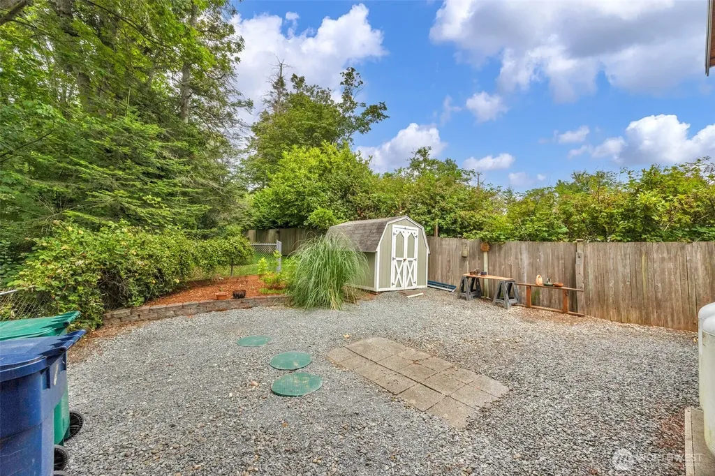 1011 43rd Street NW Marysville WA 98271