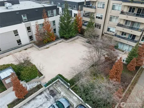 1000 N Aurora Avenue Seattle WA 98109
