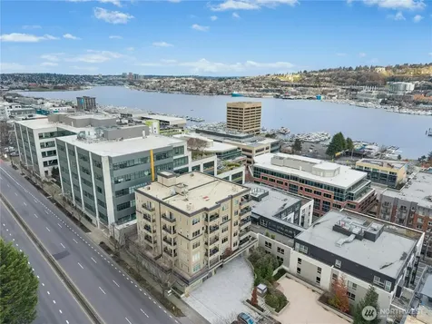 1000 N Aurora Avenue Seattle WA 98109