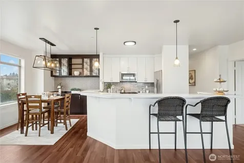 1000 N Aurora Avenue Seattle WA 98109