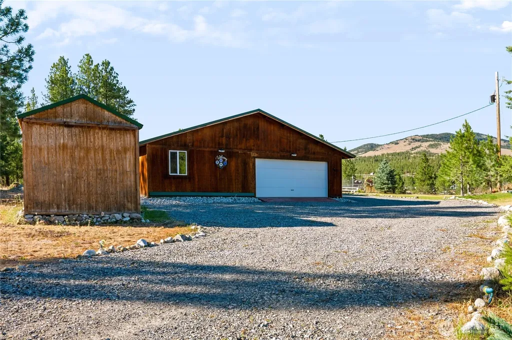 155 Tamarack Road Tonasket WA 98855