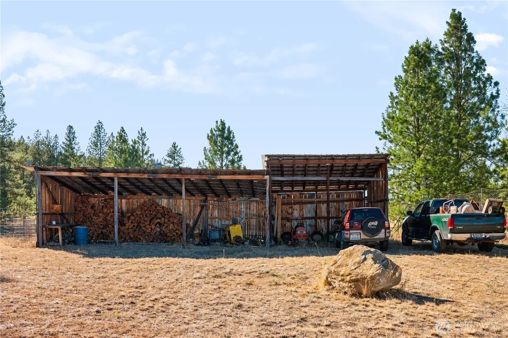 155 Tamarack Road Tonasket WA 98855