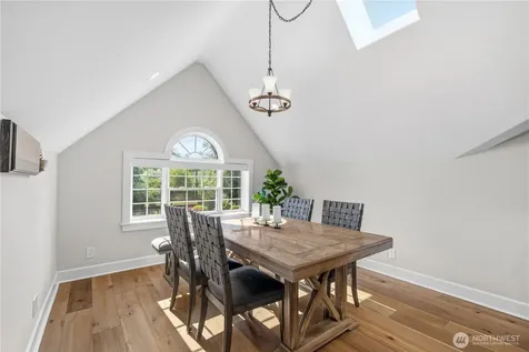 24229 7th Ave SE Avenue SE Bothell WA 98021