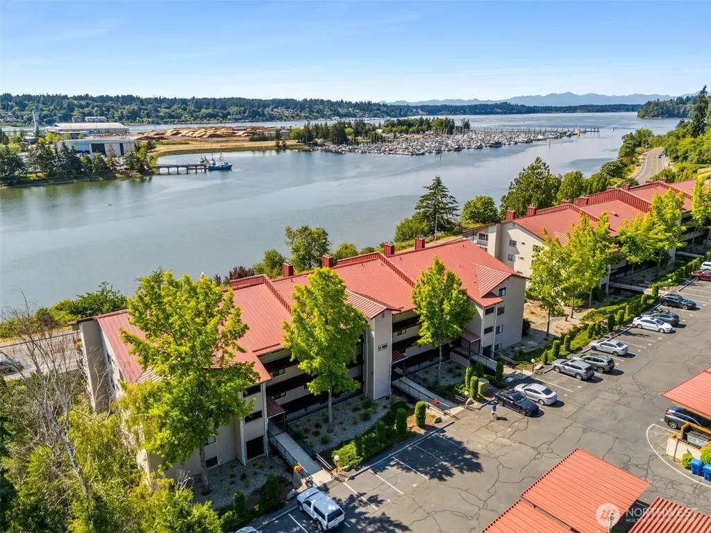 900 East Bay Drive NE Olympia WA 98506