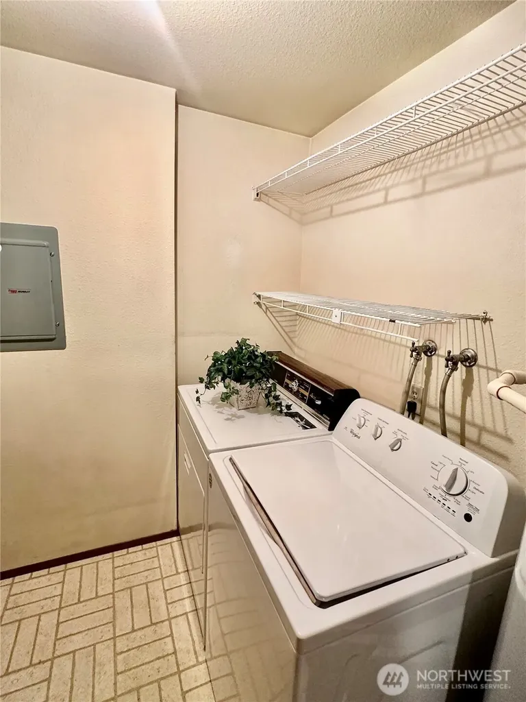 900 East Bay Drive NE Olympia WA 98506