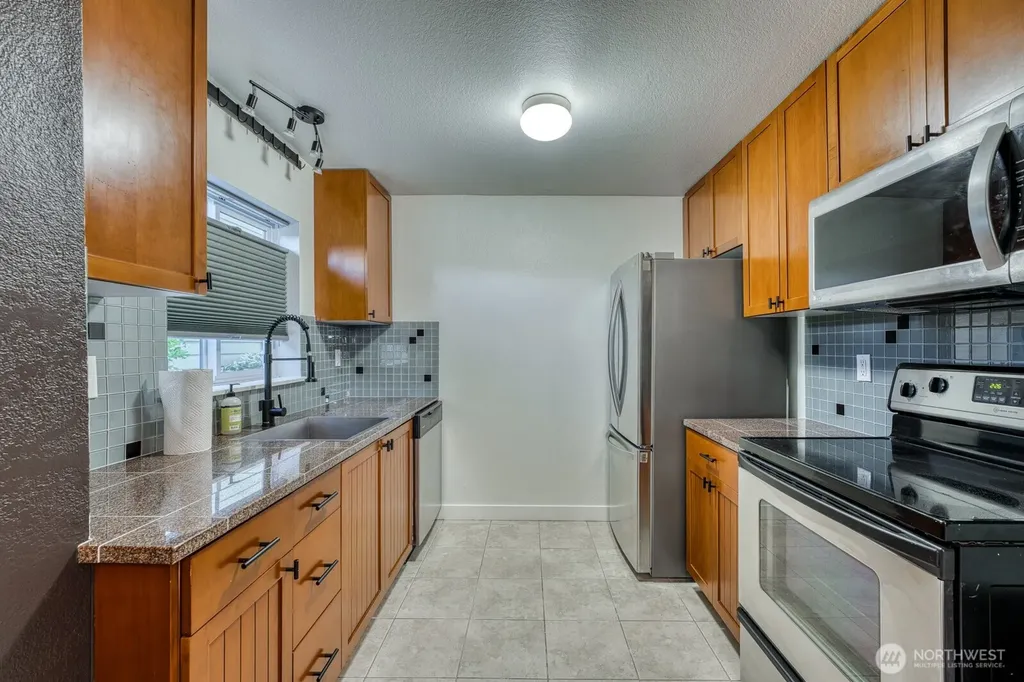 3008 N Narrows Drive Tacoma WA 98407