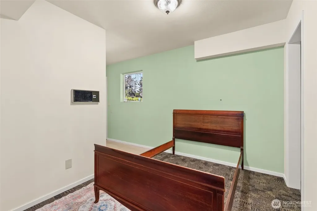 2098 State Route 105 Grayland WA 98547