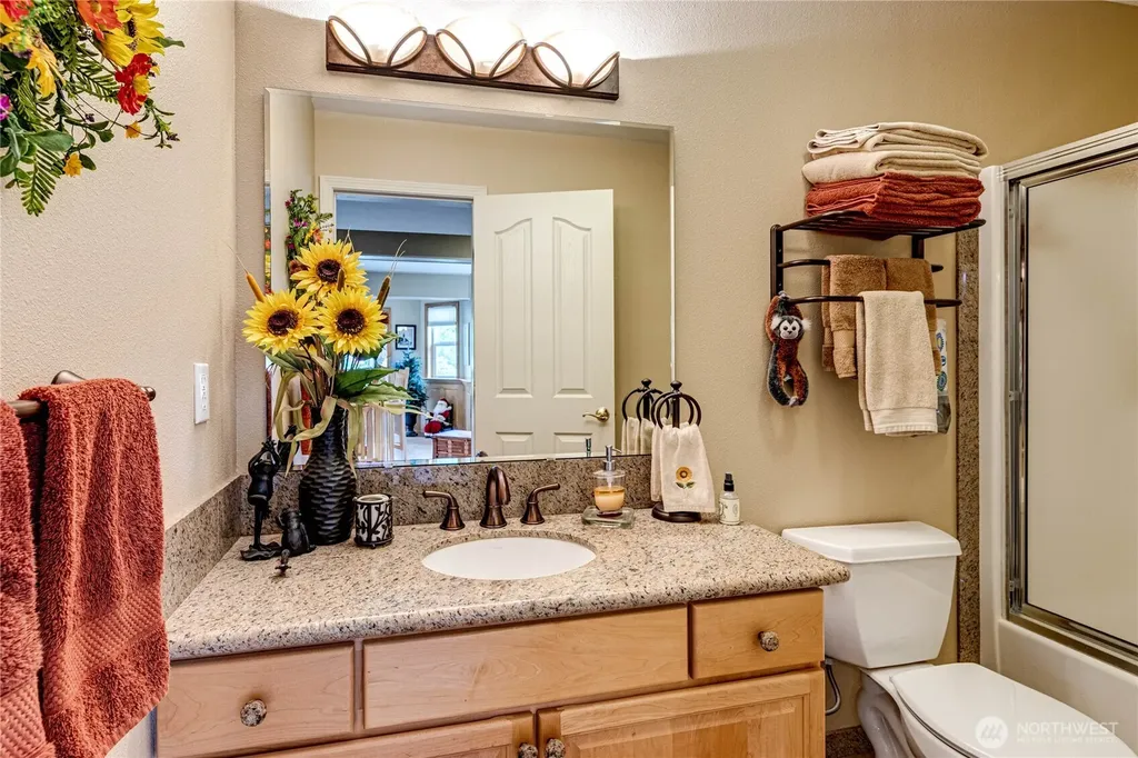 105 14th Court Sequim WA 98382