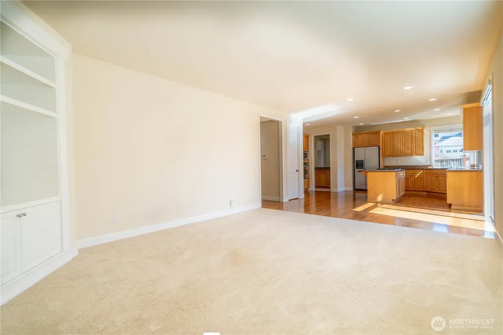 23829 SE 2nd Place Sammamish WA 98074