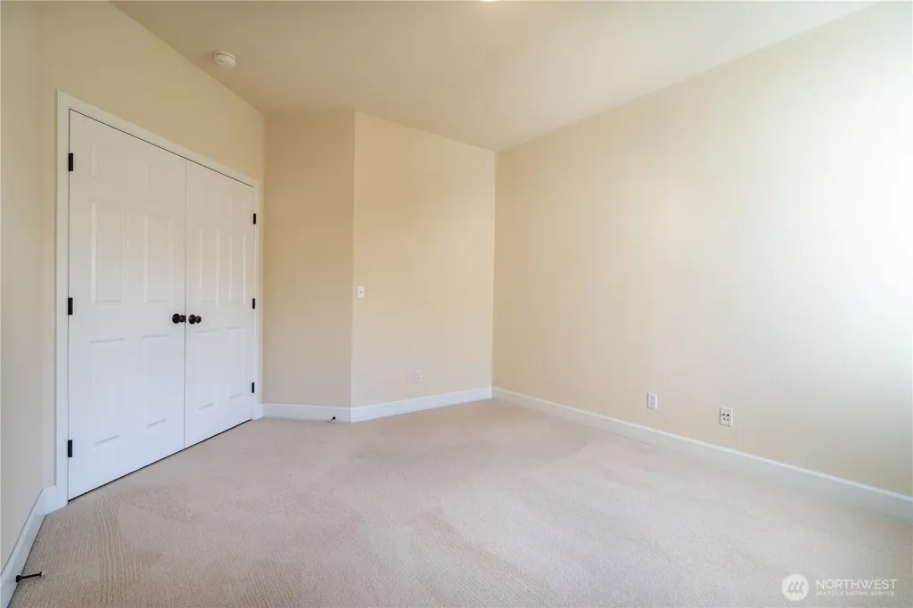 23829 SE 2nd Place Sammamish WA 98074