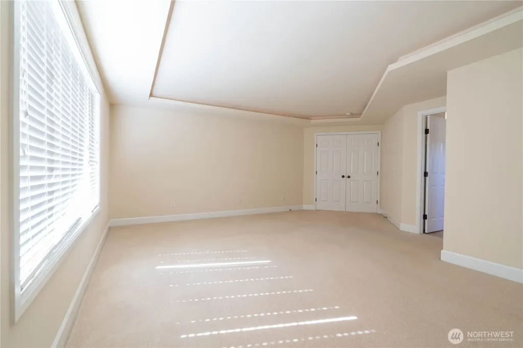 23829 SE 2nd Place Sammamish WA 98074