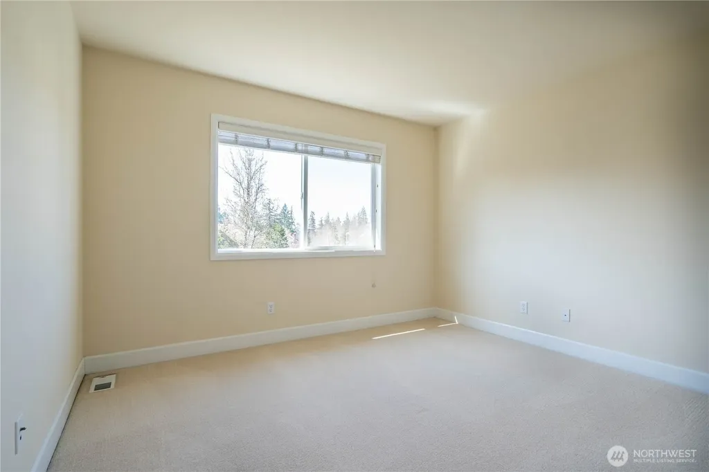 23829 SE 2nd Place Sammamish WA 98074
