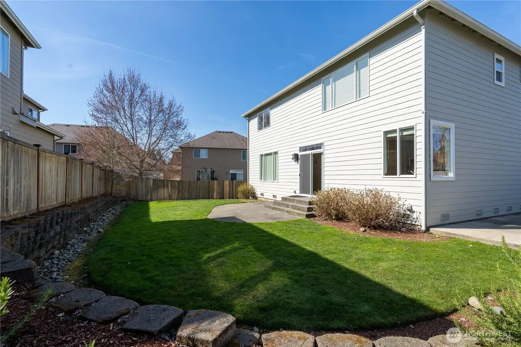 23829 SE 2nd Place Sammamish WA 98074