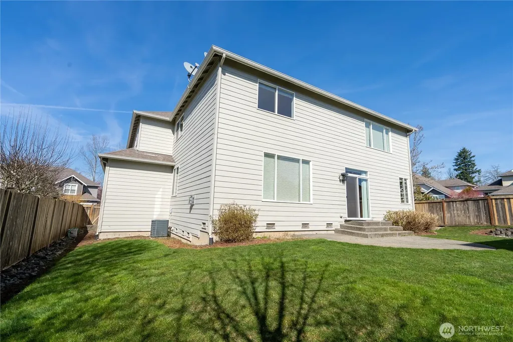 23829 SE 2nd Place Sammamish WA 98074