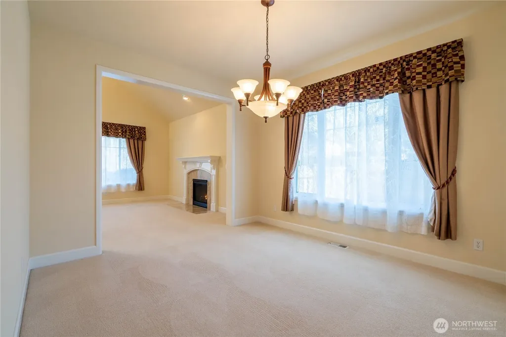 23829 SE 2nd Place Sammamish WA 98074