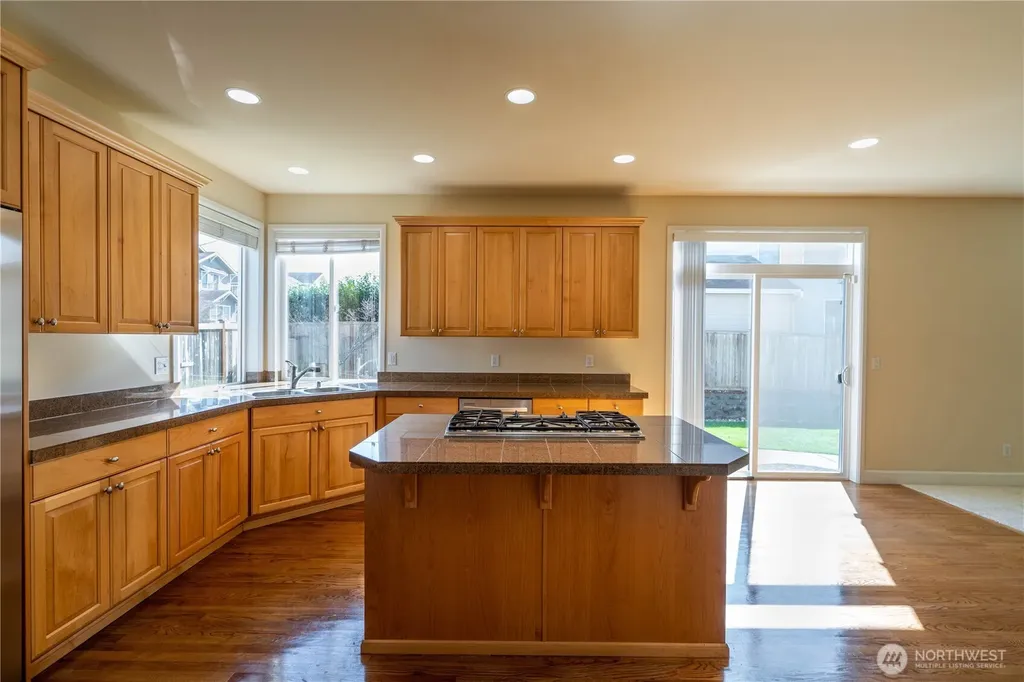 23829 SE 2nd Place Sammamish WA 98074