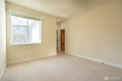 23829 SE 2nd Place Sammamish WA 98074