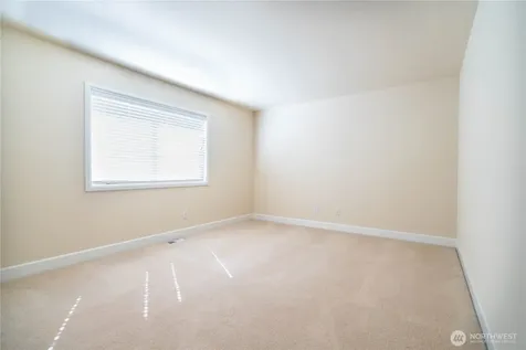 23829 SE 2nd Place Sammamish WA 98074