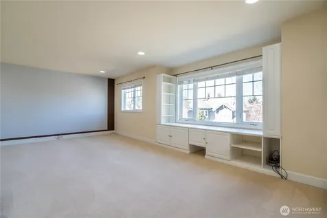 23829 SE 2nd Place Sammamish WA 98074
