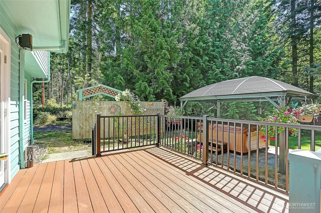 2289 Moody Lane Camano Island WA 98282