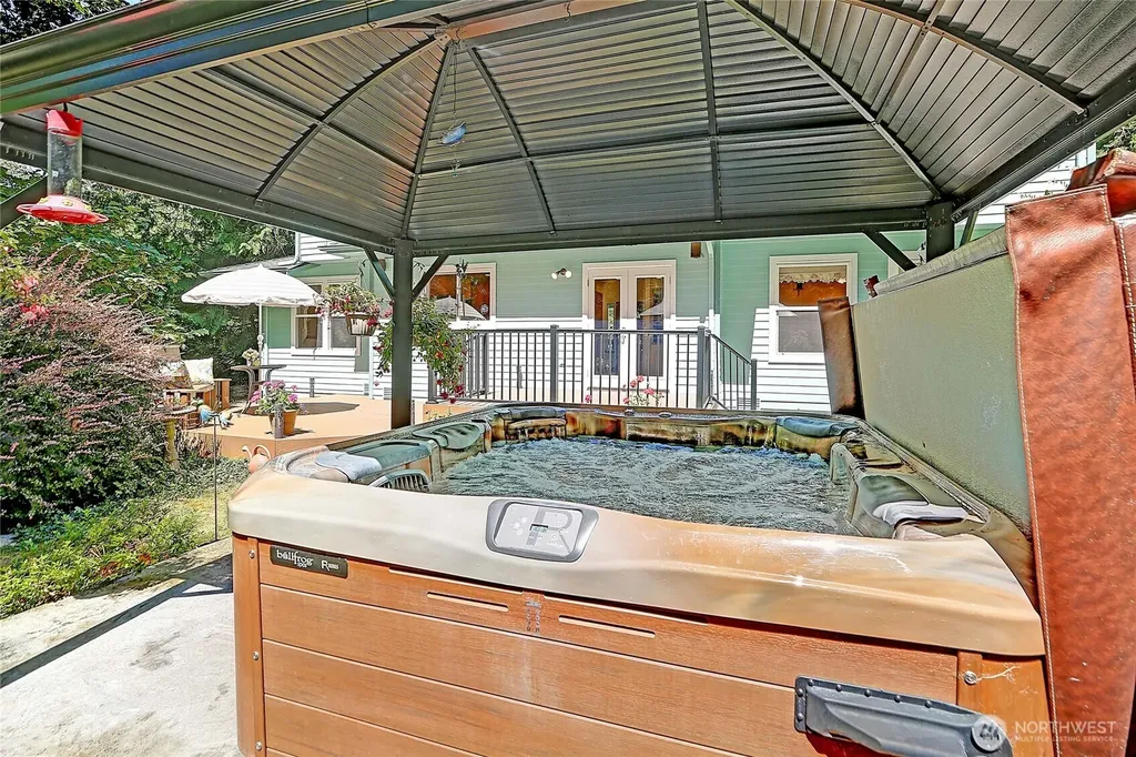 2289 Moody Lane Camano Island WA 98282