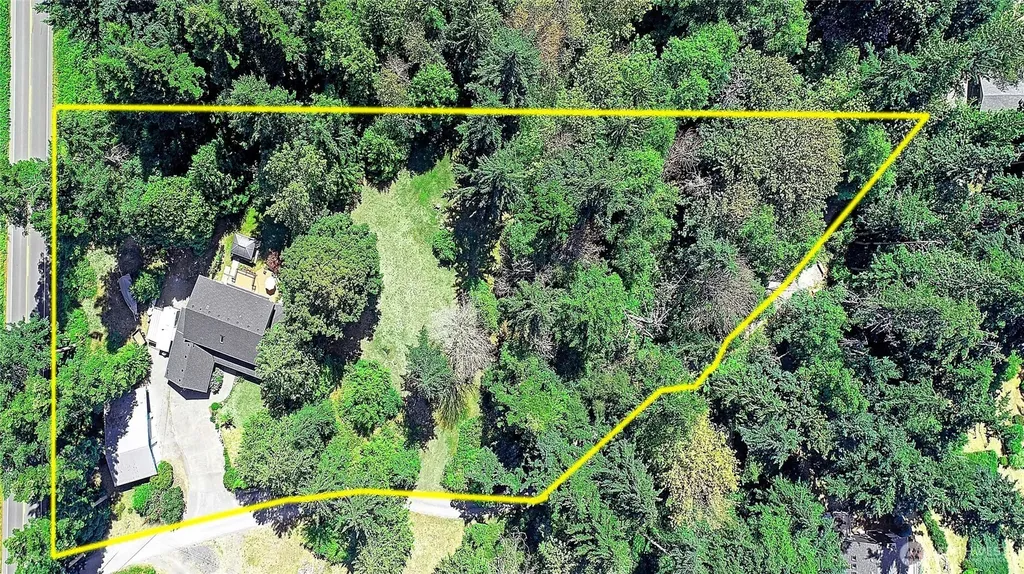 2289 Moody Lane Camano Island WA 98282