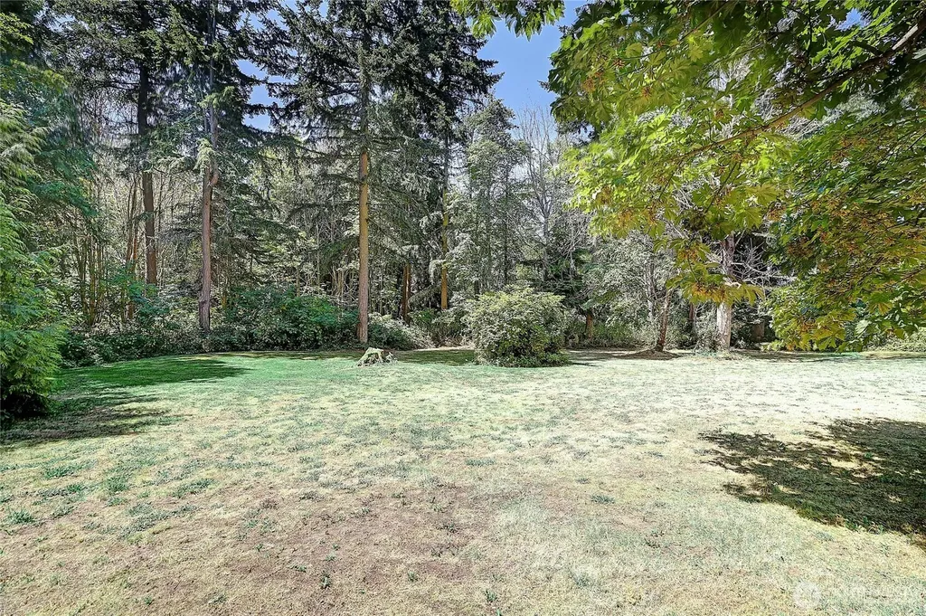 2289 Moody Lane Camano Island WA 98282