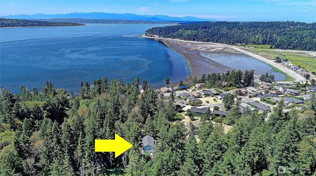 2289 Moody Lane Camano Island WA 98282