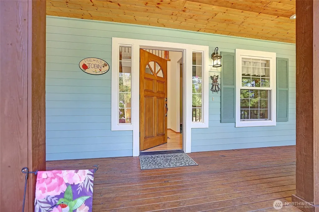 2289 Moody Lane Camano Island WA 98282