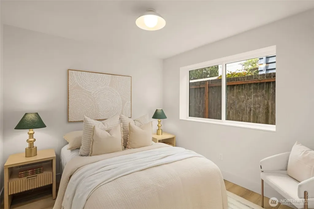10331 Ashworth Avenue N Seattle WA 98133