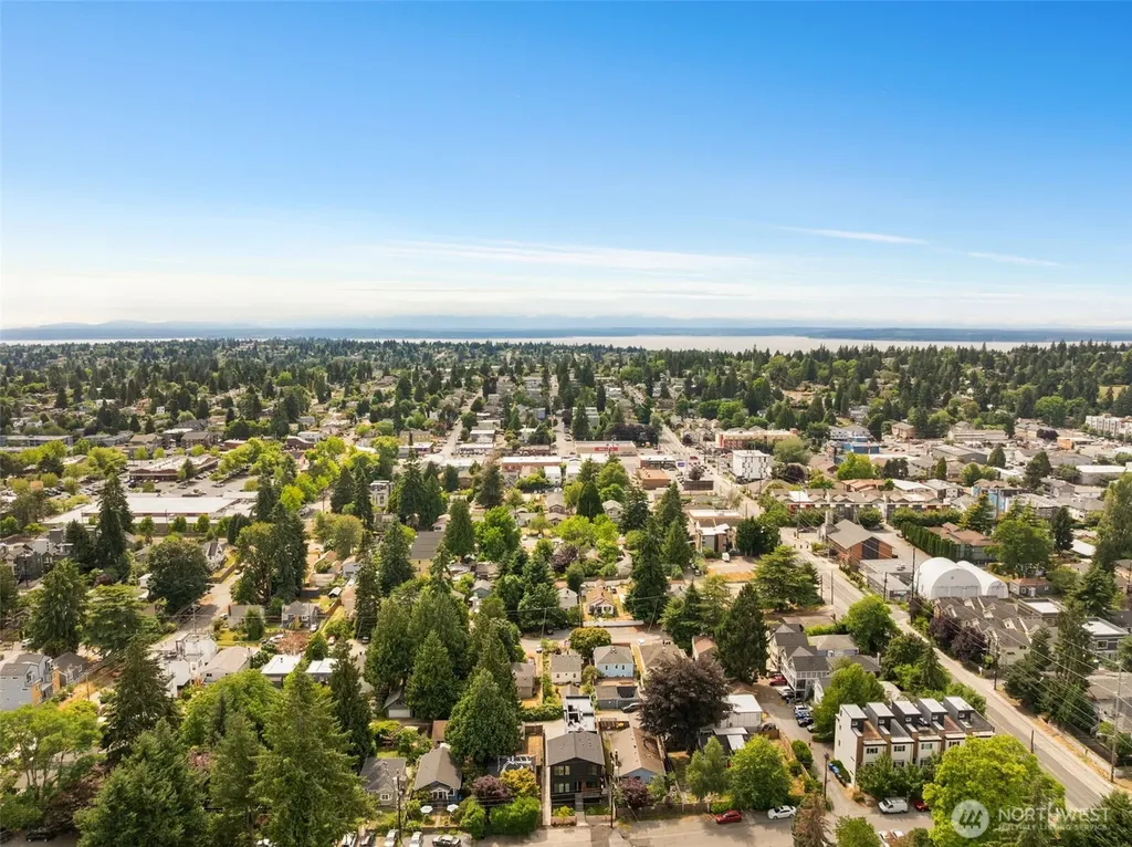 10331 Ashworth Avenue N Seattle WA 98133