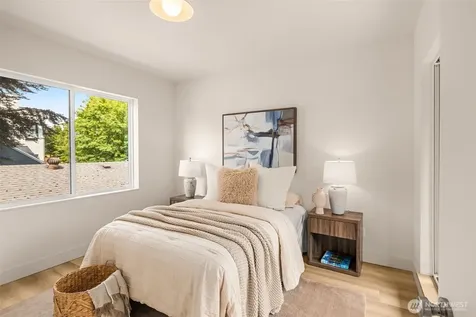 10331 Ashworth Avenue N Seattle WA 98133
