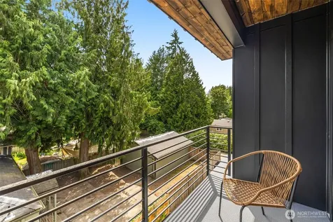 10331 Ashworth Avenue N Seattle WA 98133