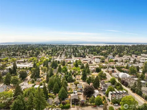10331 Ashworth Avenue N Seattle WA 98133
