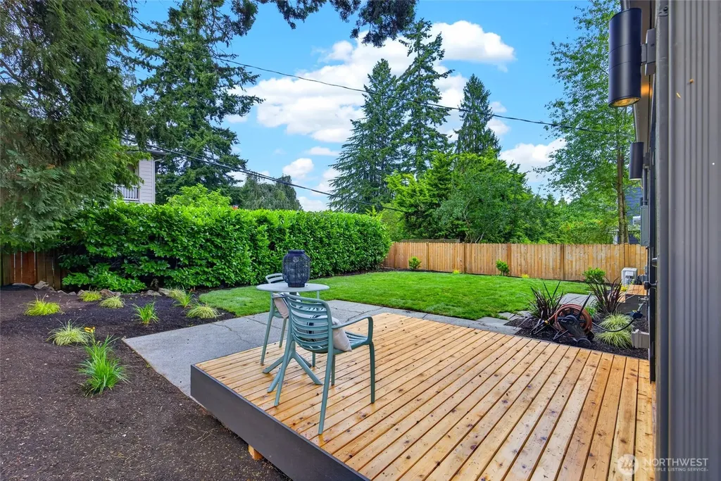 3152 NE 82nd Street Seattle WA 98115