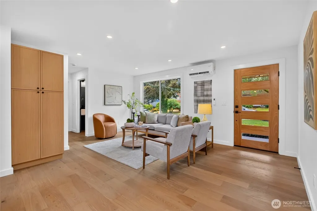 3152 NE 82nd Street Seattle WA 98115