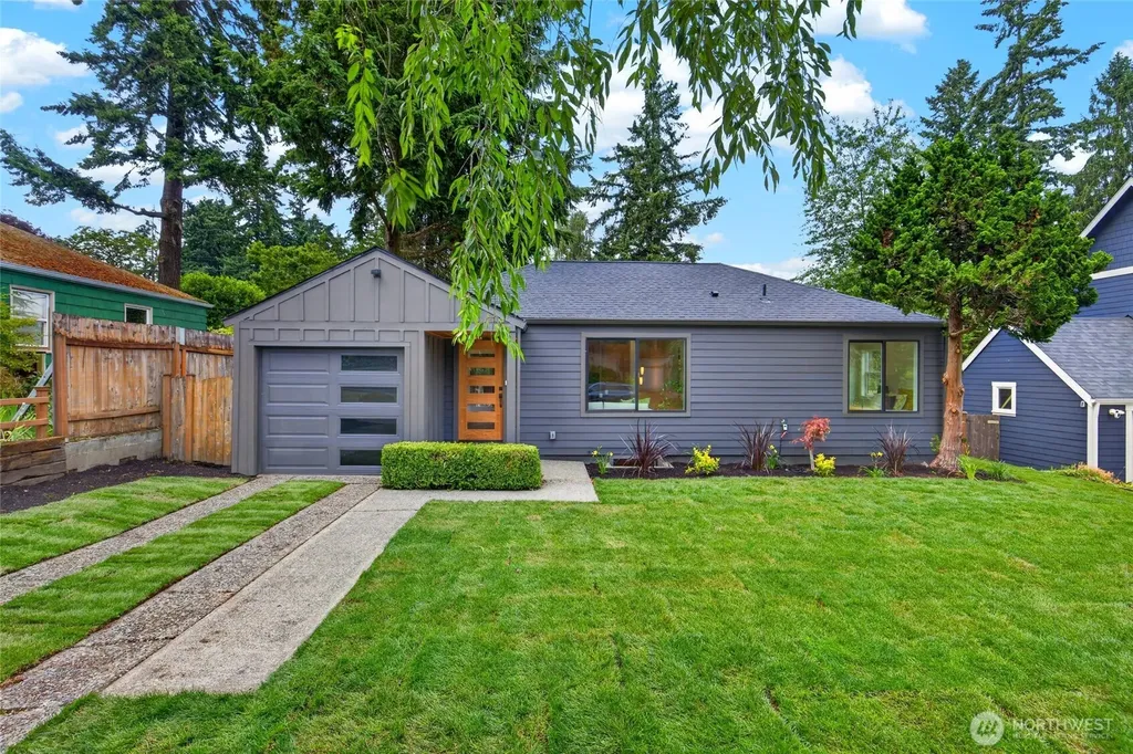 3152 NE 82nd Street Seattle WA 98115