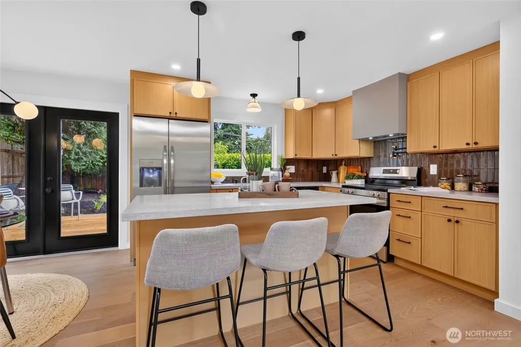 3152 NE 82nd Street Seattle WA 98115