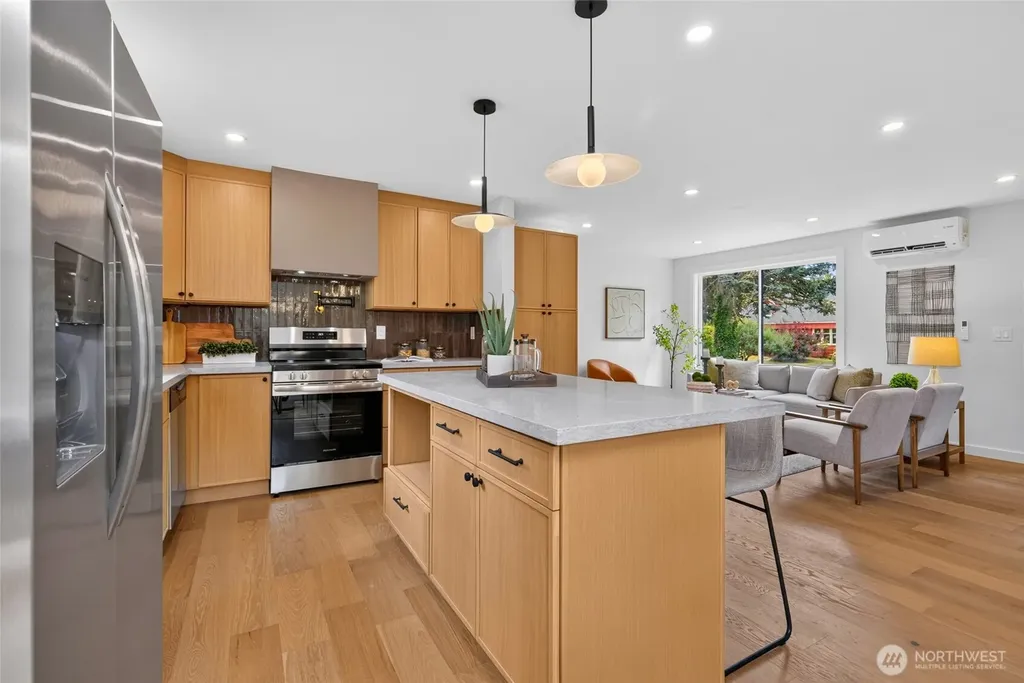 3152 NE 82nd Street Seattle WA 98115