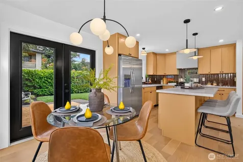 3152 NE 82nd Street Seattle WA 98115