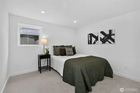3152 NE 82nd Street Seattle WA 98115
