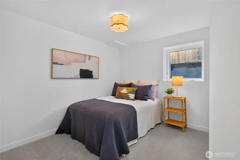 3152 NE 82nd Street Seattle WA 98115