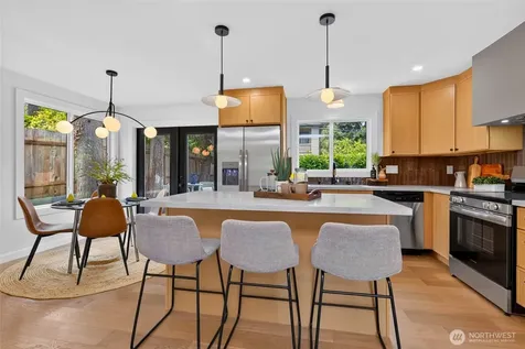 3152 NE 82nd Street Seattle WA 98115
