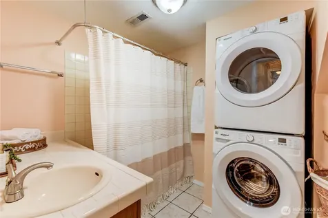 1125 S 23rd Renton WA 98055