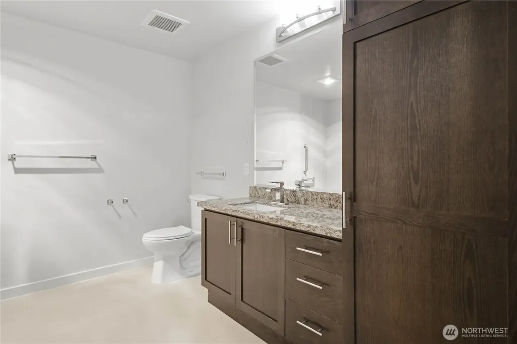 15100 6th Avenue SW Burien WA 98166