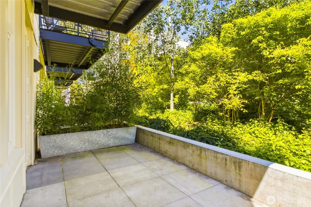 15100 6th Avenue SW Burien WA 98166