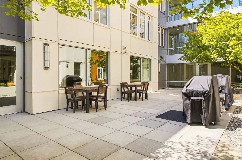 15100 6th Avenue SW Burien WA 98166