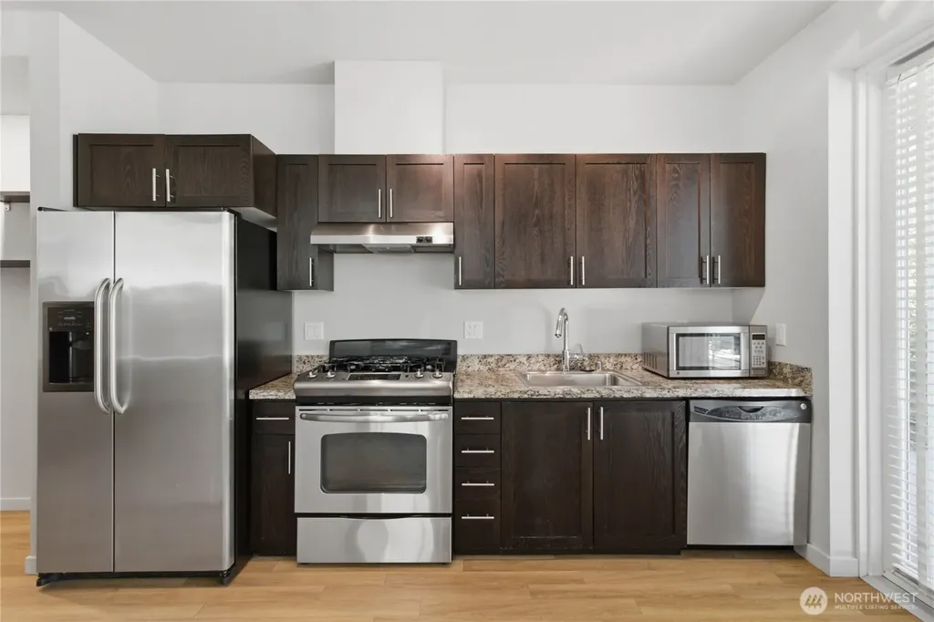 15100 6th Avenue SW Burien WA 98166