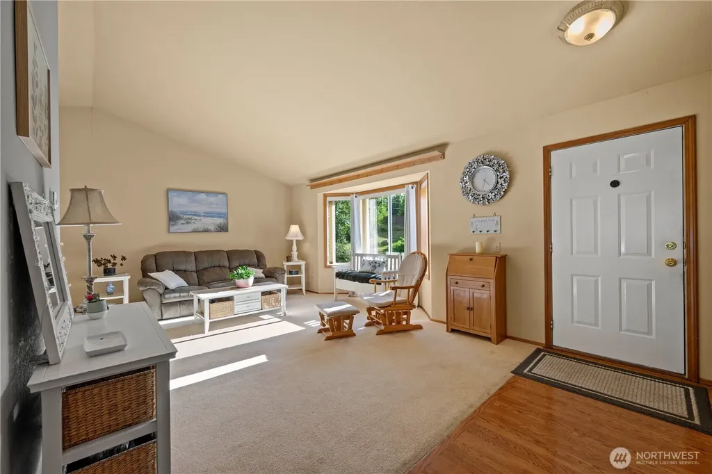 2711 148th Street SW Lynnwood WA 98087