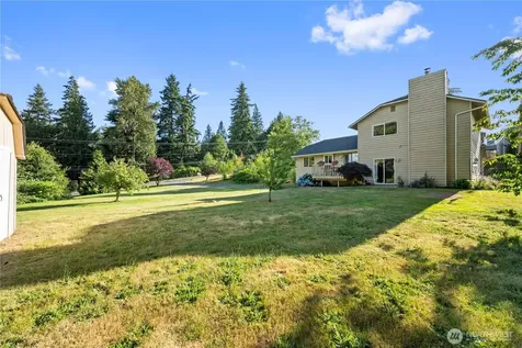 2711 148th Street SW Lynnwood WA 98087